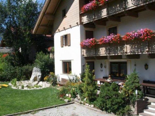 Burgblick Hotel San Lorenzo di Sebato Ngoại thất bức ảnh